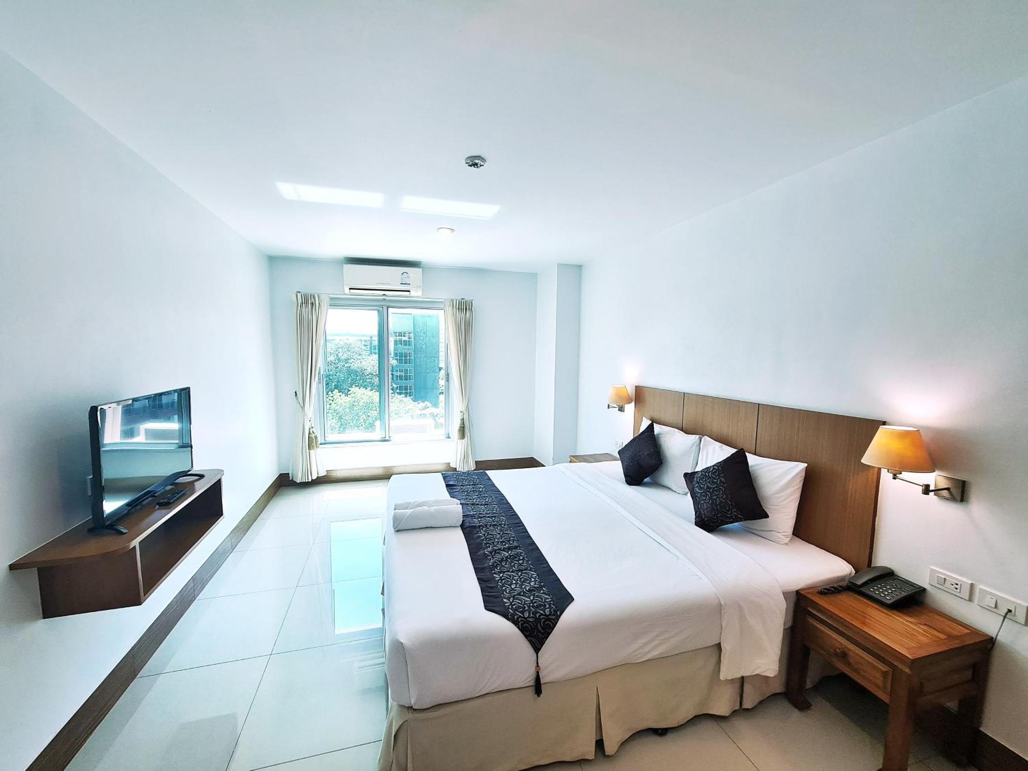 Nanthana Villa Паттайя Экстерьер фото